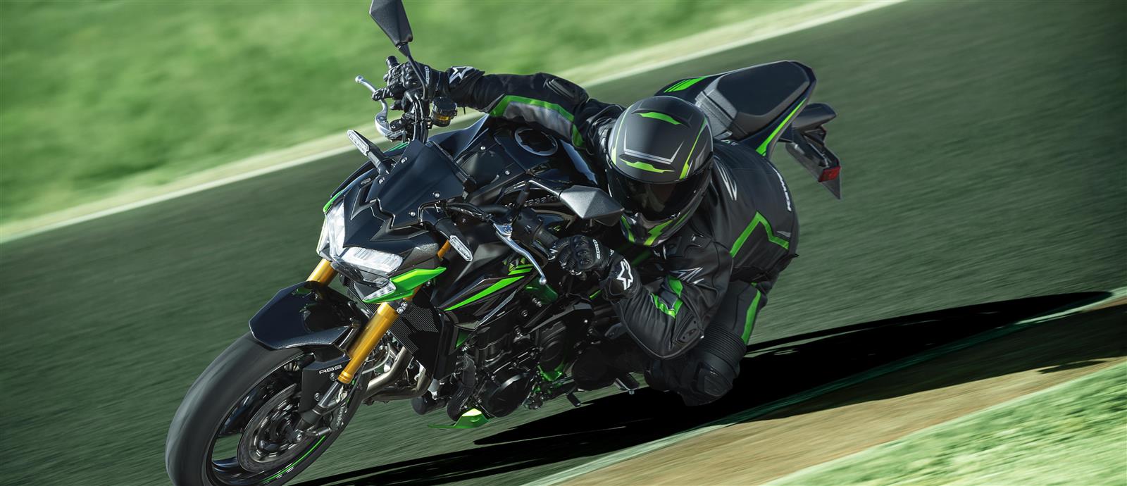 Z900 kawasaki deals 2022